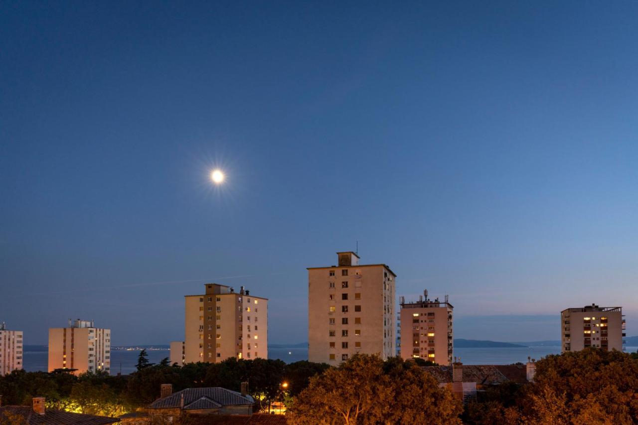 Paha-Paha Modern Apartment With Sea View, Fast Wi-Fi, And Free Parking! Rijeka Exterior photo